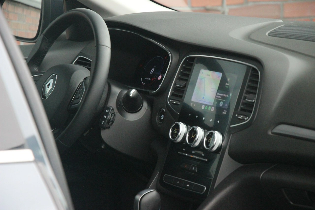 Renault Megane - Zdjęcie 27