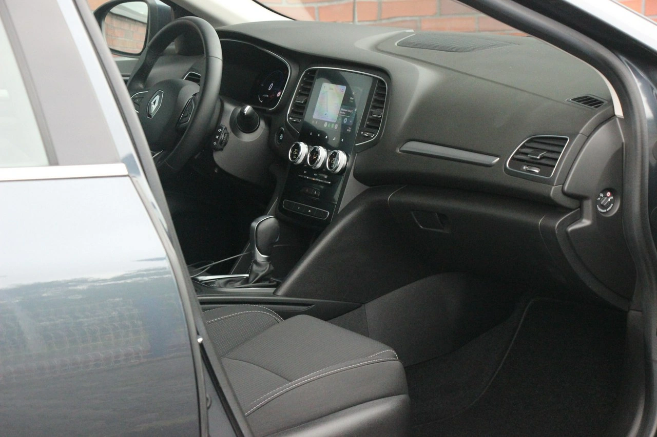 Renault Megane - Zdjęcie 28