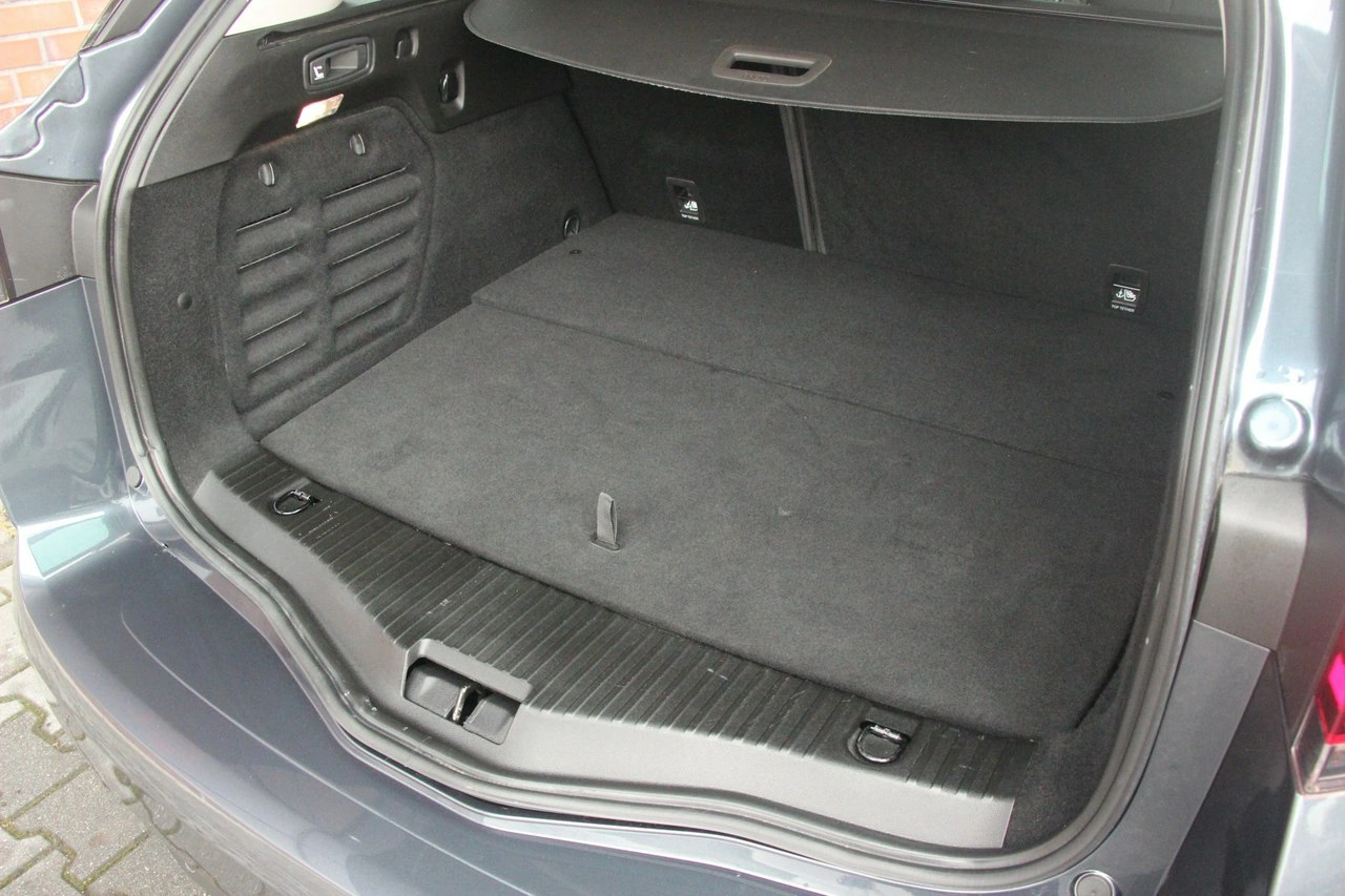 Renault Megane - Zdjęcie 32