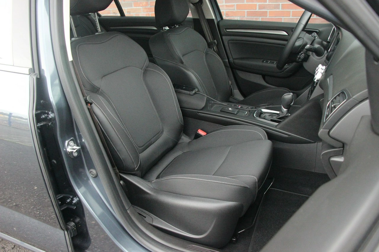 Renault Megane - Zdjęcie 36