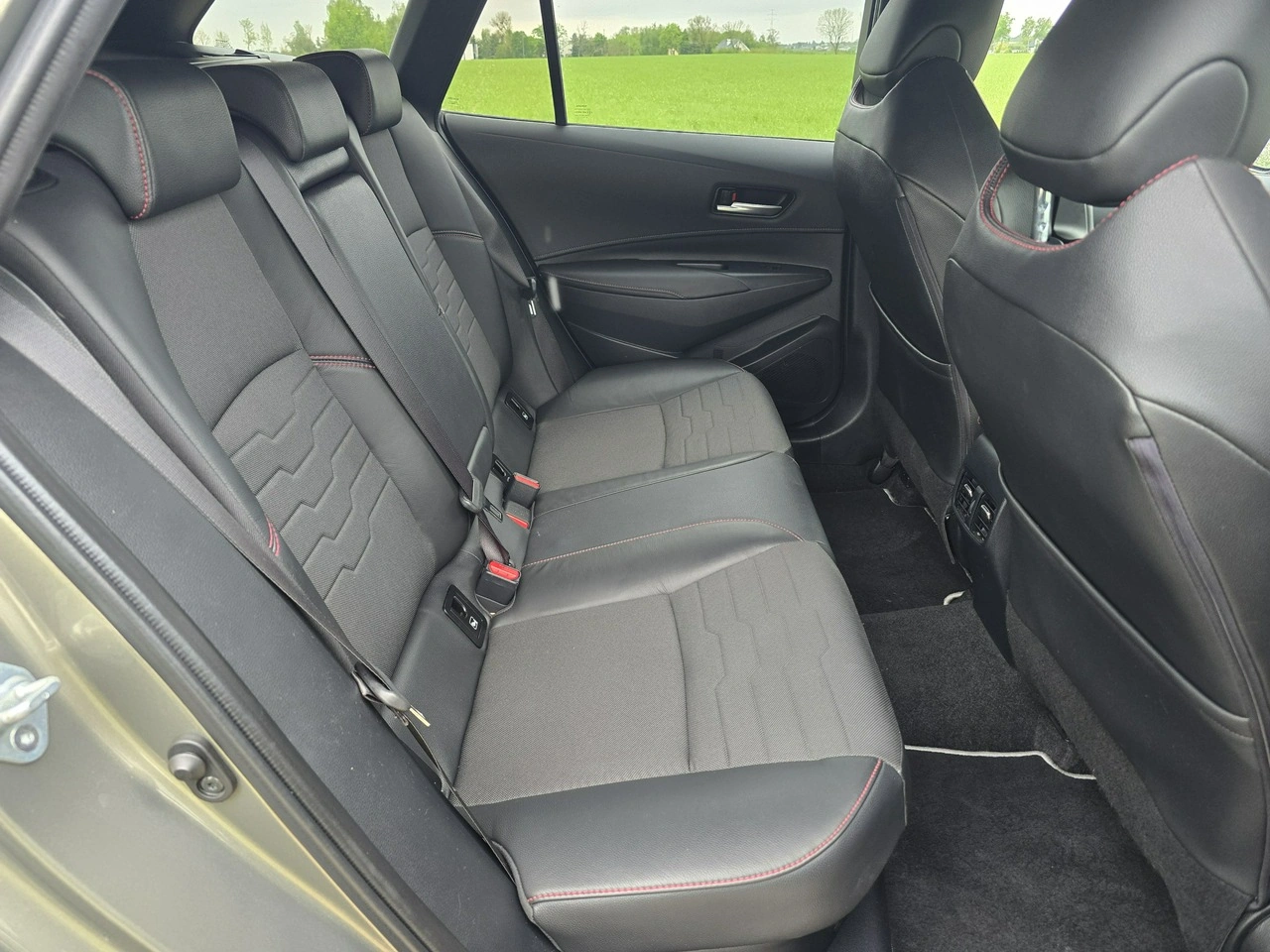 Toyota Corolla - Zdjęcie 15