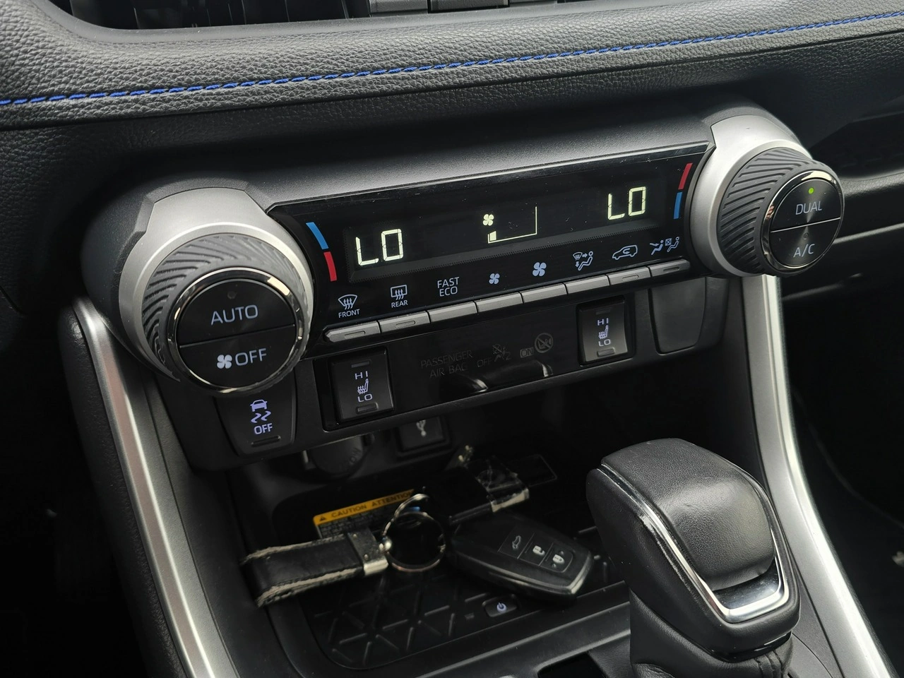 Toyota RAV-4 - Zdjęcie 22