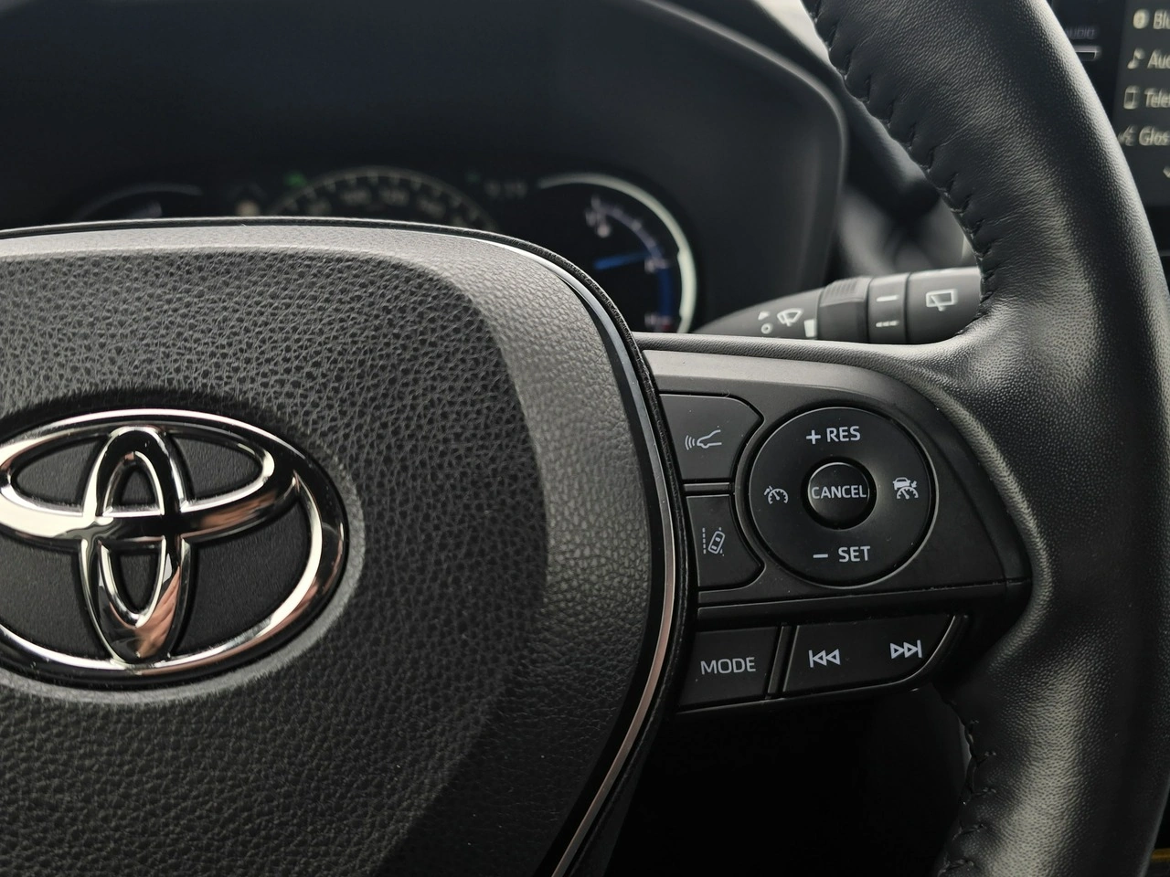 Toyota RAV-4 - Zdjęcie 30