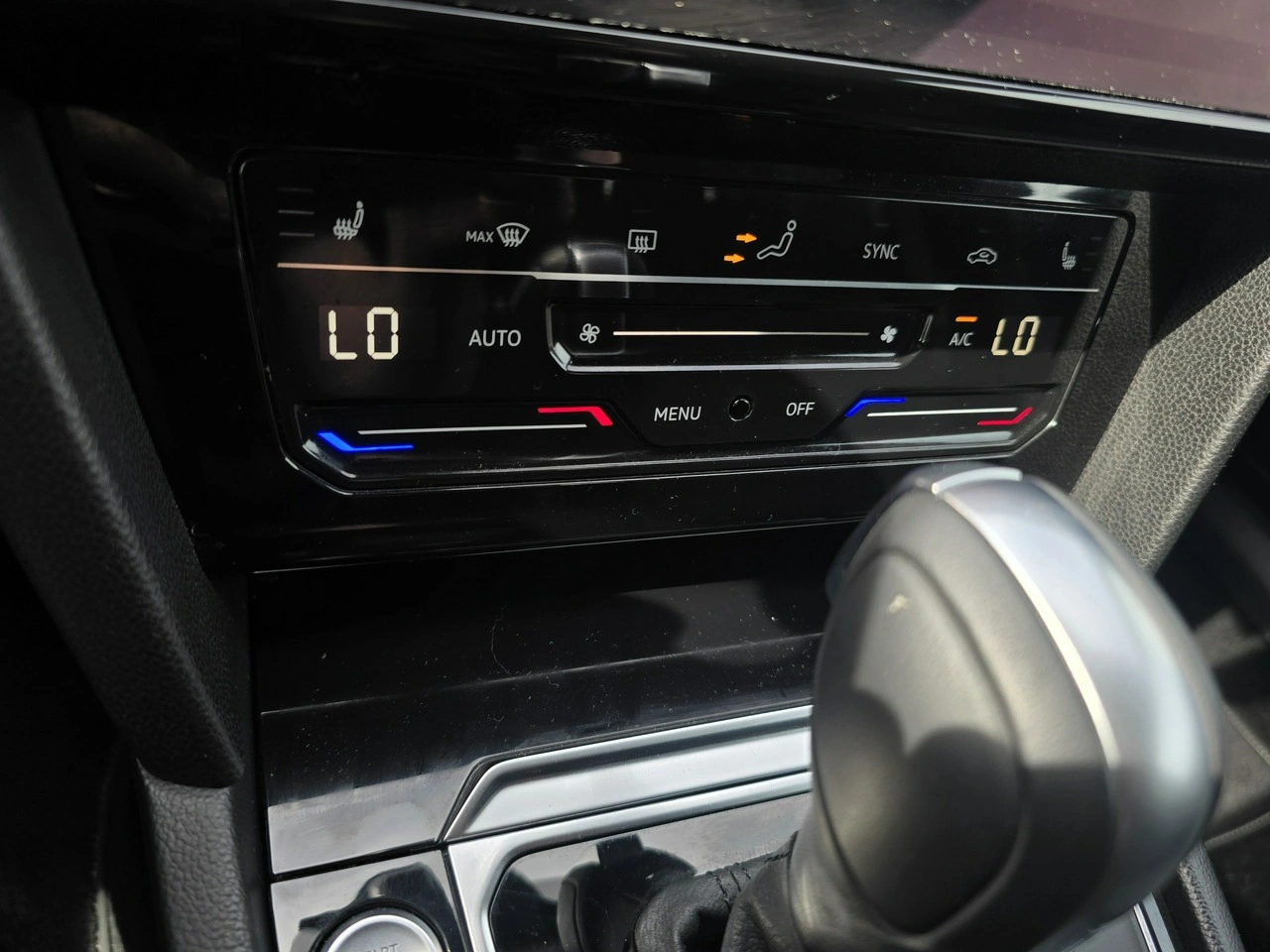 Volkswagen Arteon - Zdjęcie 22