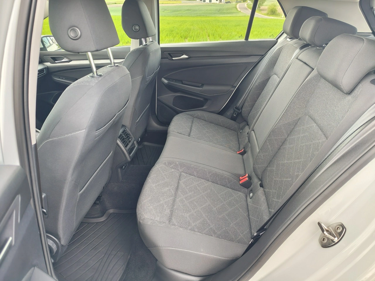 Volkswagen Golf - Zdjęcie 10