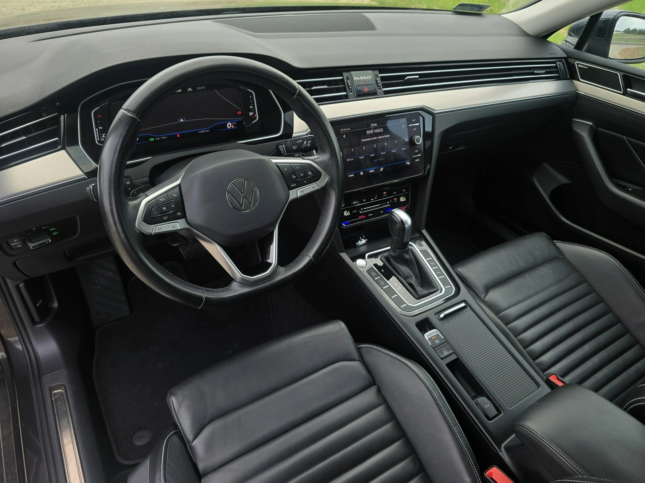 Volkswagen Passat - Zdjęcie 11