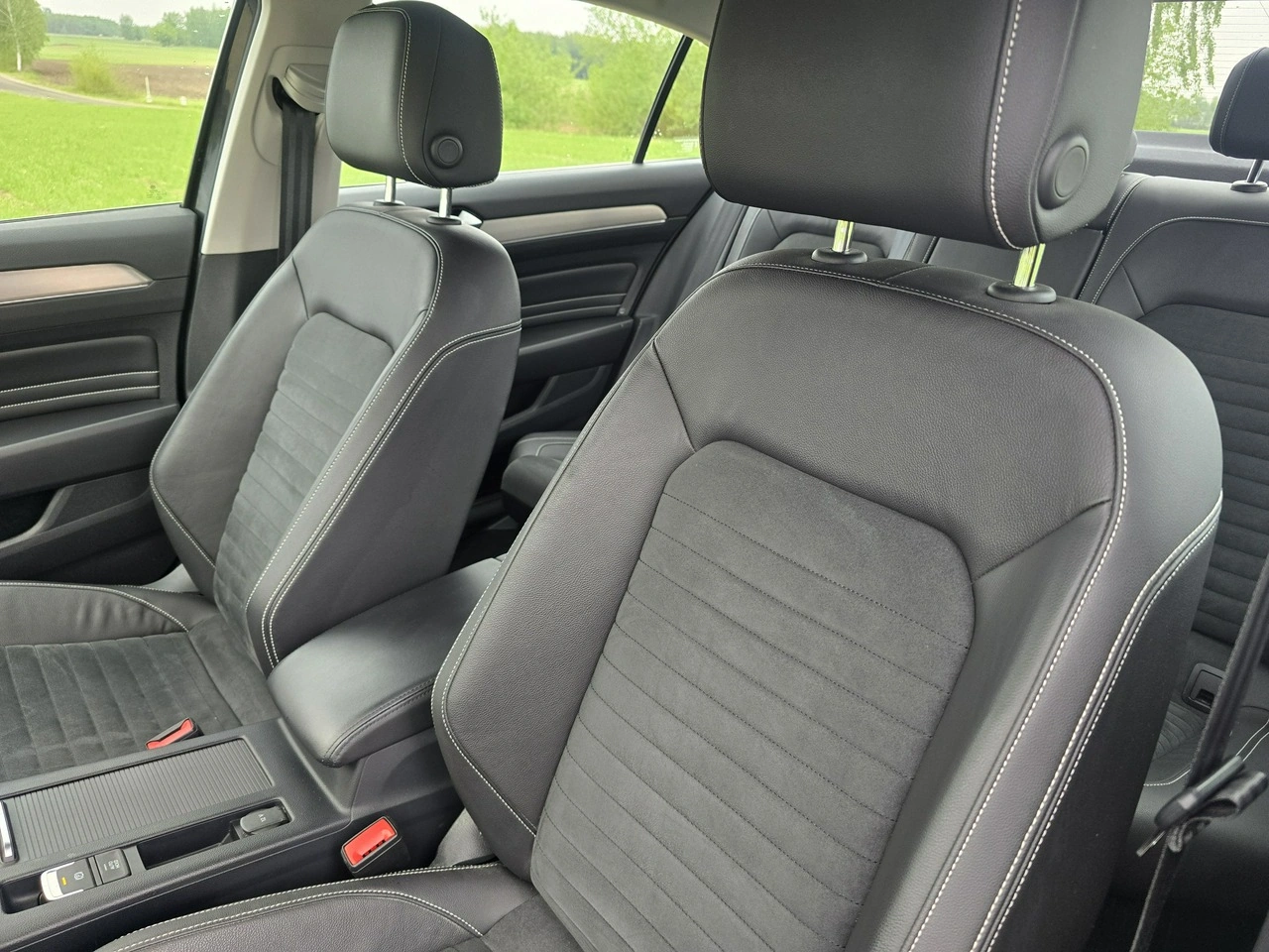 Volkswagen Passat - Zdjęcie 10