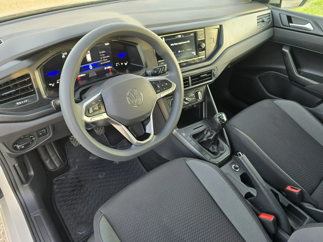 Volkswagen Polo - Zdjęcie 8