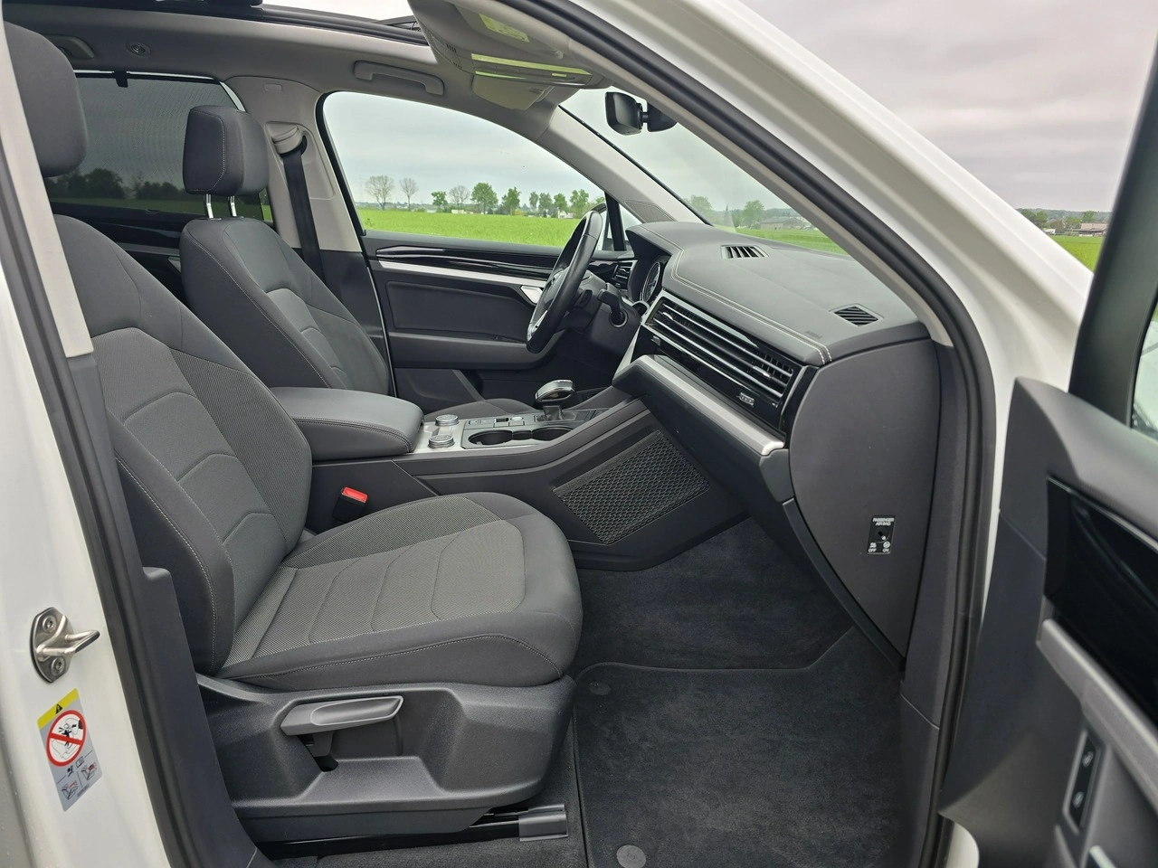 Volkswagen Touareg - Zdjęcie 13