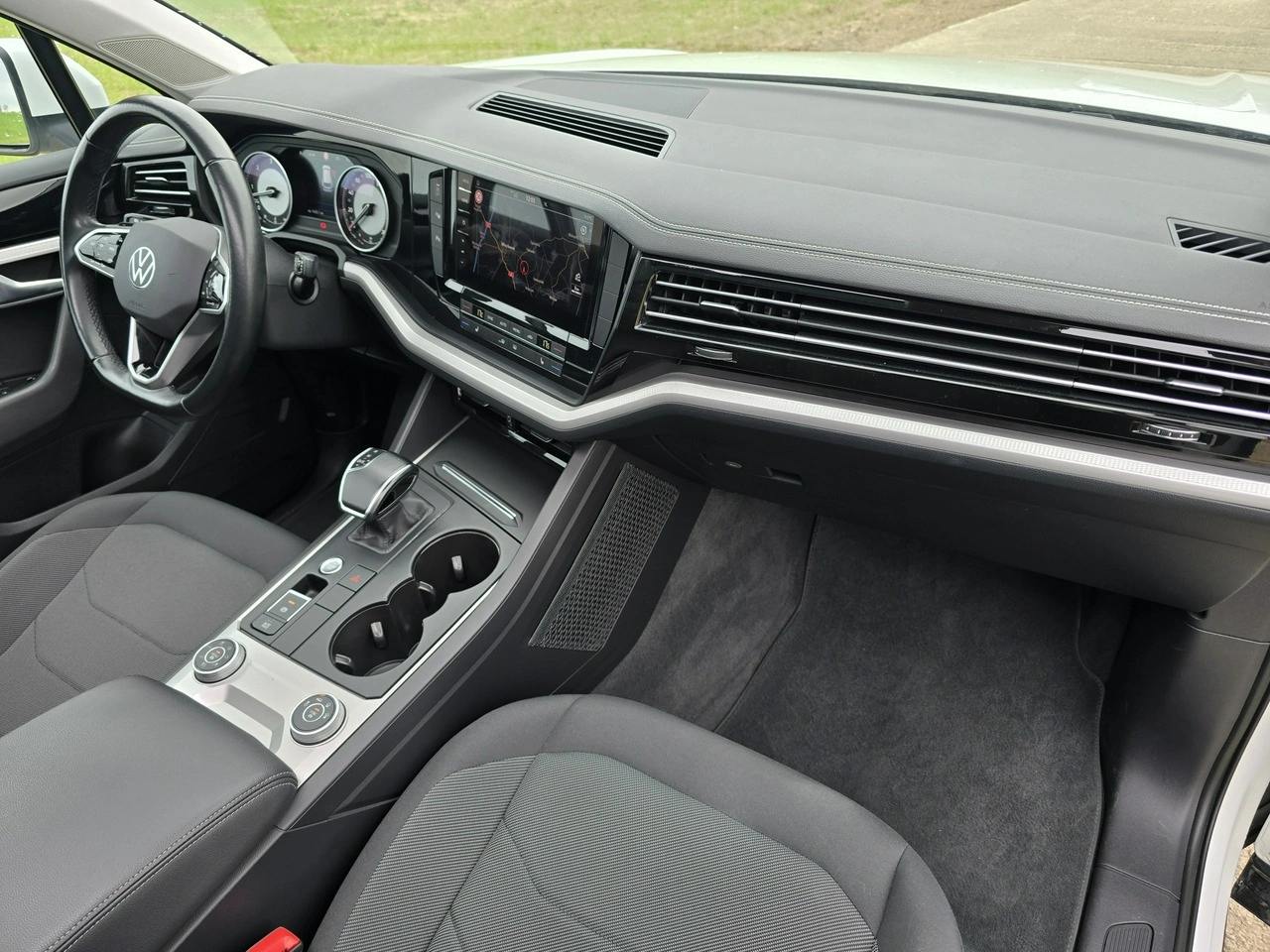 Volkswagen Touareg - Zdjęcie 14