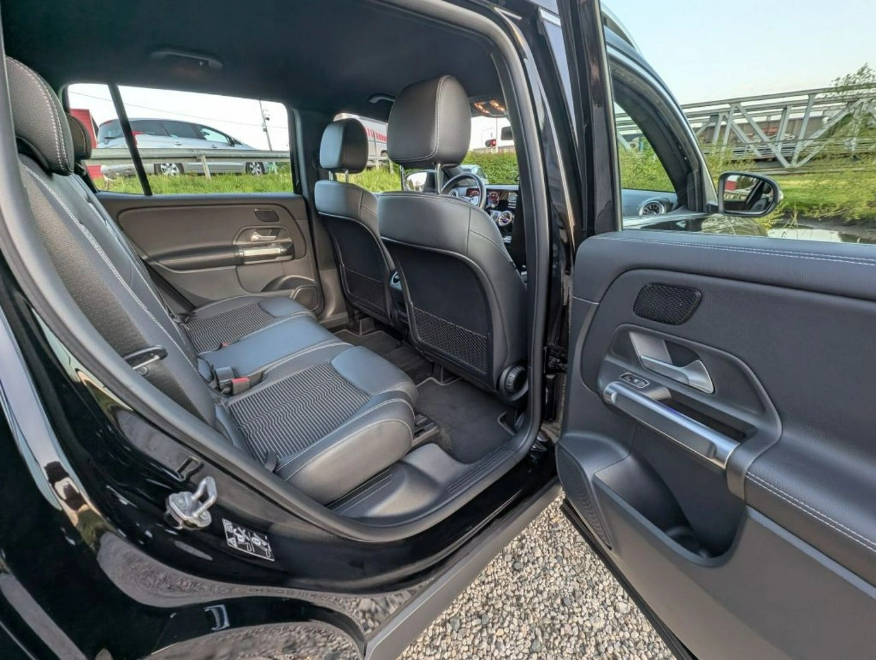 Mercedes GLB - Zdjęcie 2