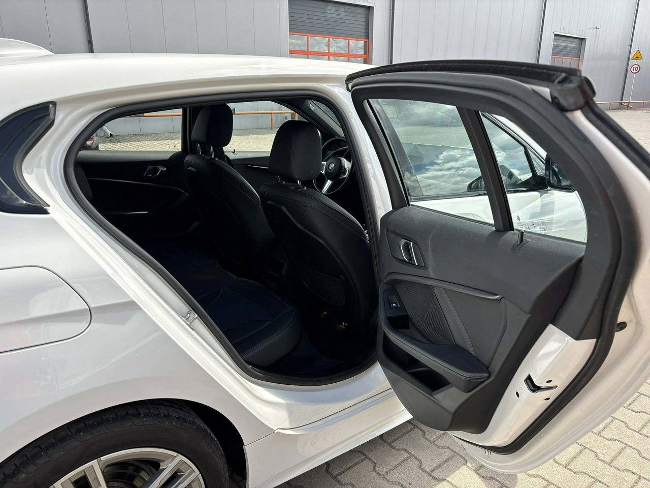 BMW 118 - Zdjęcie 14