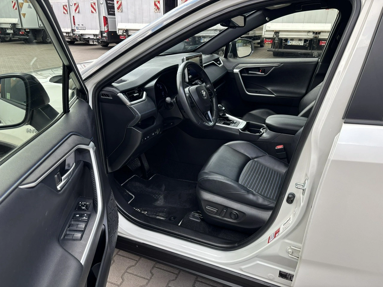Toyota RAV-4 - Zdjęcie 9