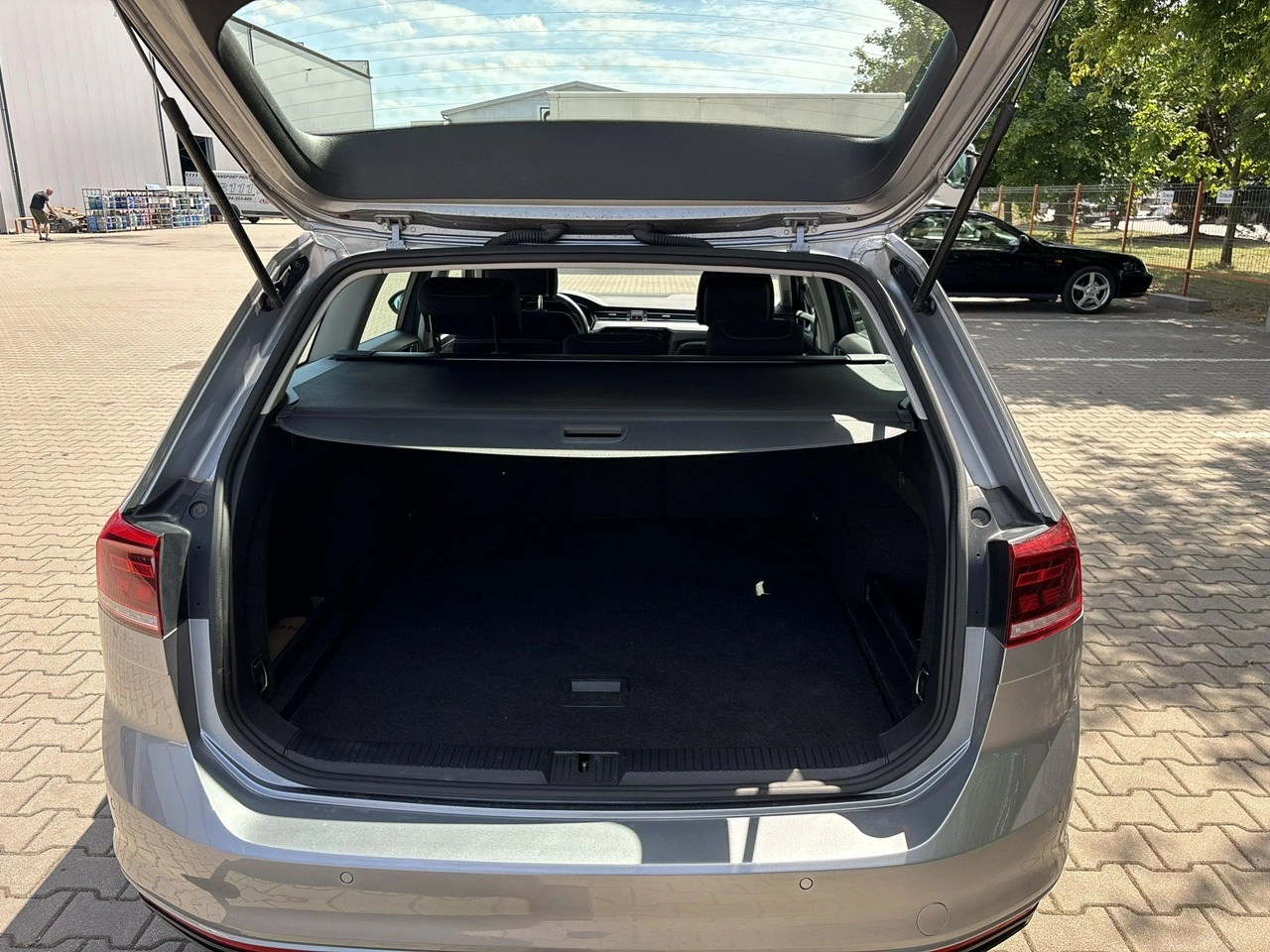 Volkswagen Passat - Zdjęcie 13