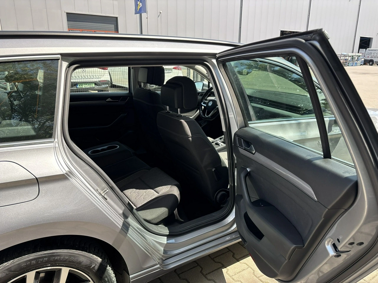 Volkswagen Passat - Zdjęcie 14