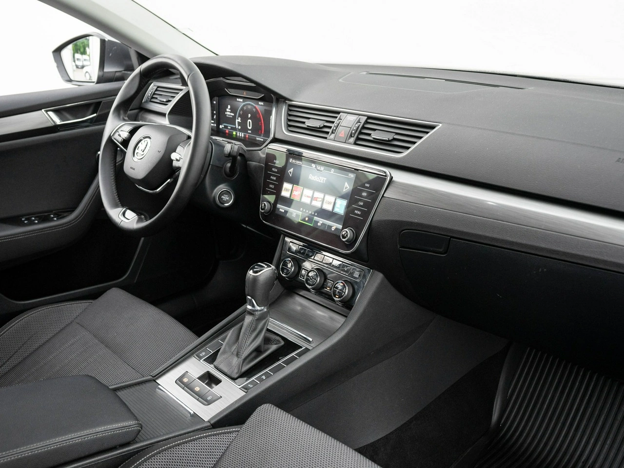 Skoda Superb - Zdjęcie 31