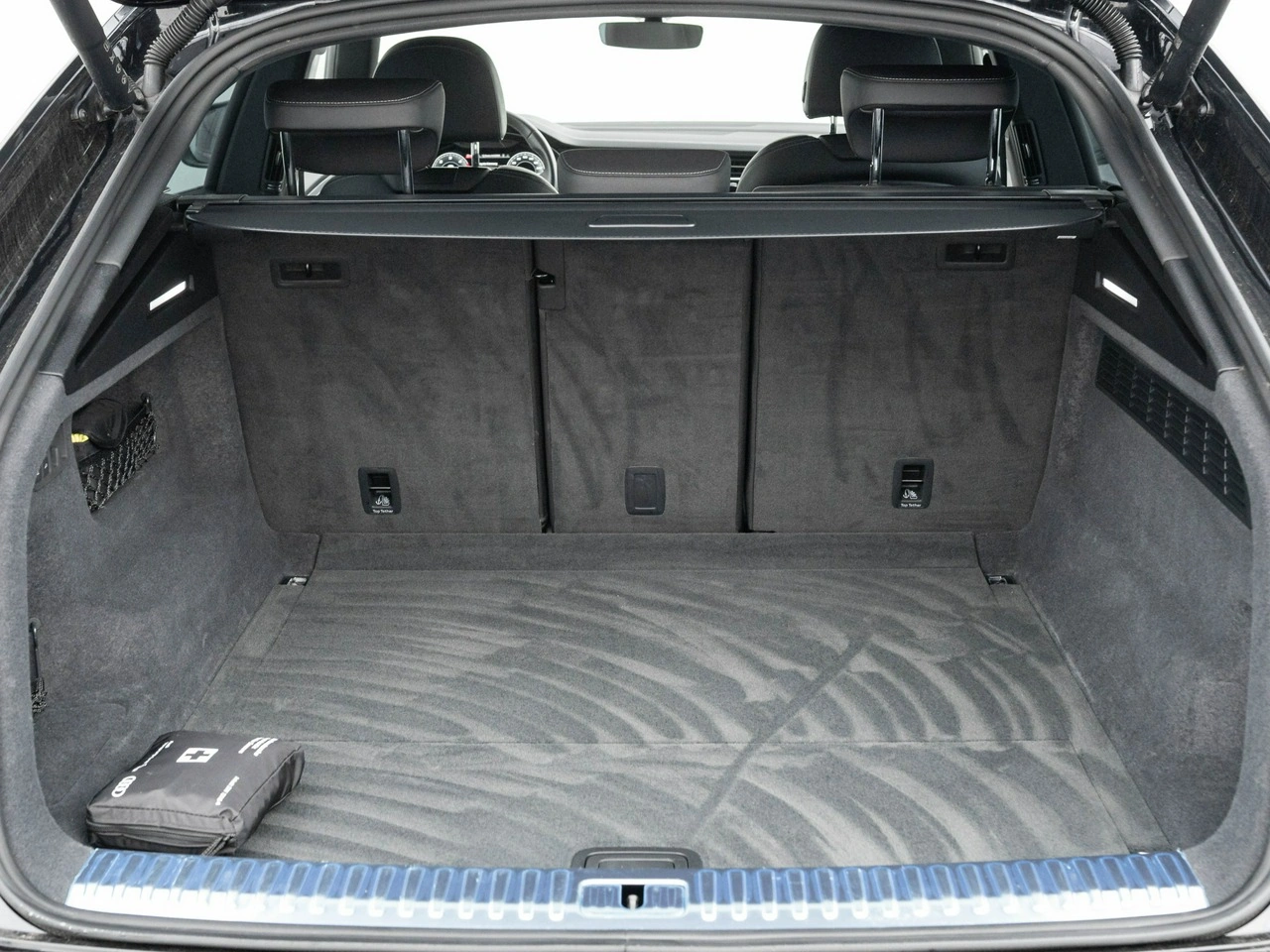 Audi Q8 - Zdjęcie 25
