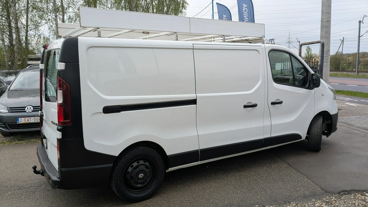 Renault Trafic - Zdjęcie 10