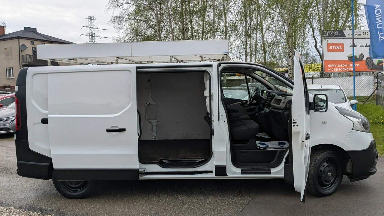 Renault Trafic - Zdjęcie 11