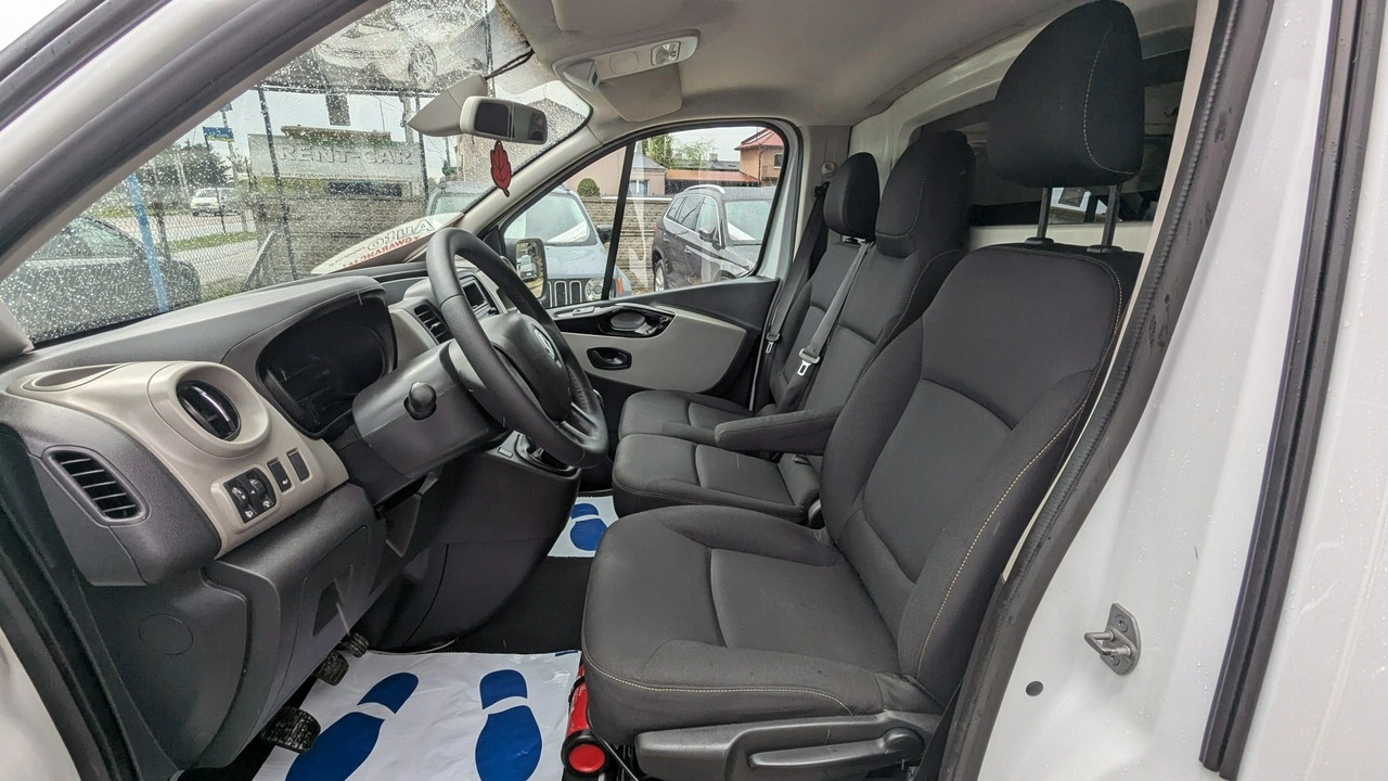 Renault Trafic - Zdjęcie 16