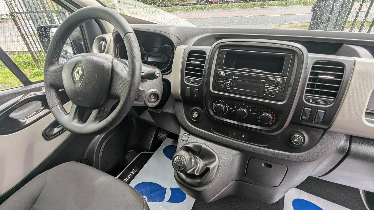 Renault Trafic - Zdjęcie 21