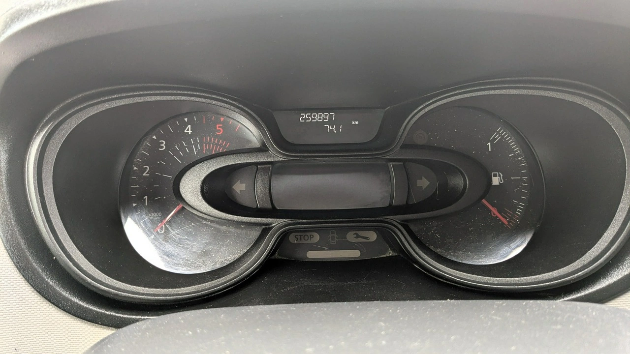 Renault Trafic - Zdjęcie 24