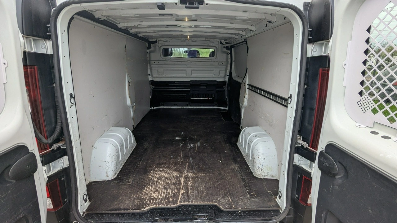 Renault Trafic - Zdjęcie 32