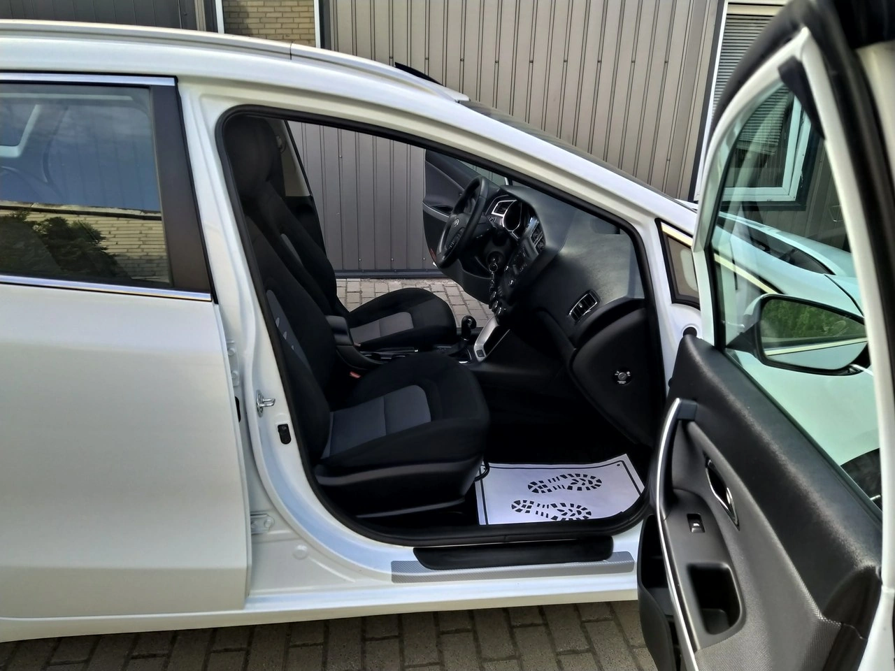 Kia Ceed - Zdjęcie 23