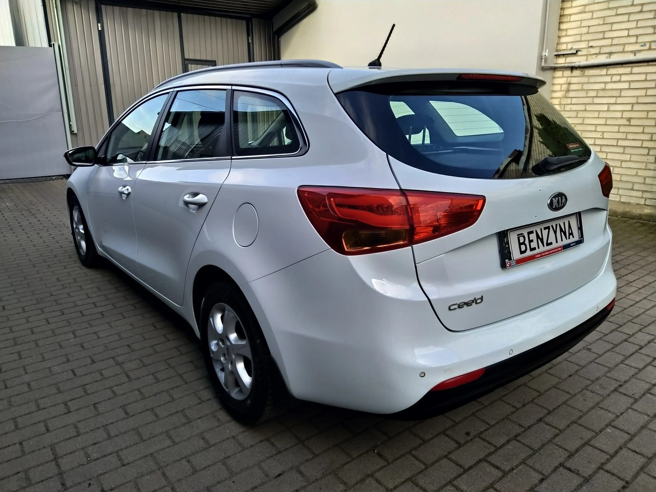 Kia Ceed - Zdjęcie 4