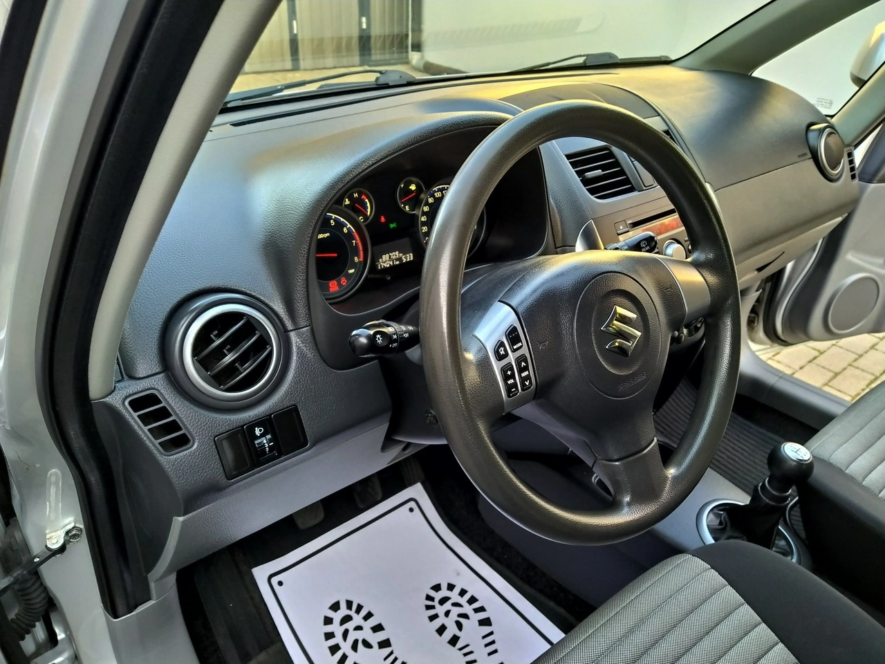 Suzuki SX4 - Zdjęcie 15
