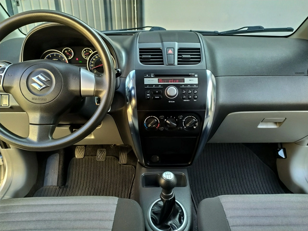 Suzuki SX4 - Zdjęcie 15