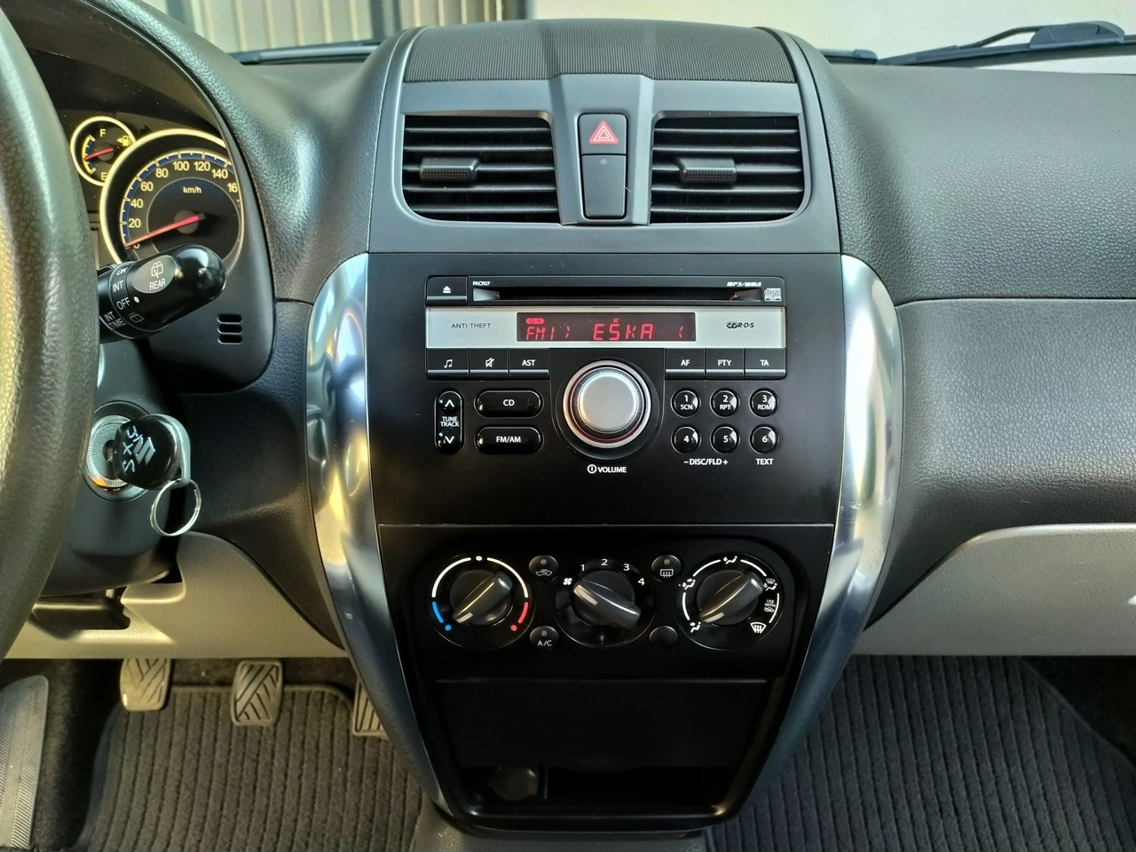 Suzuki SX4 - Zdjęcie 16