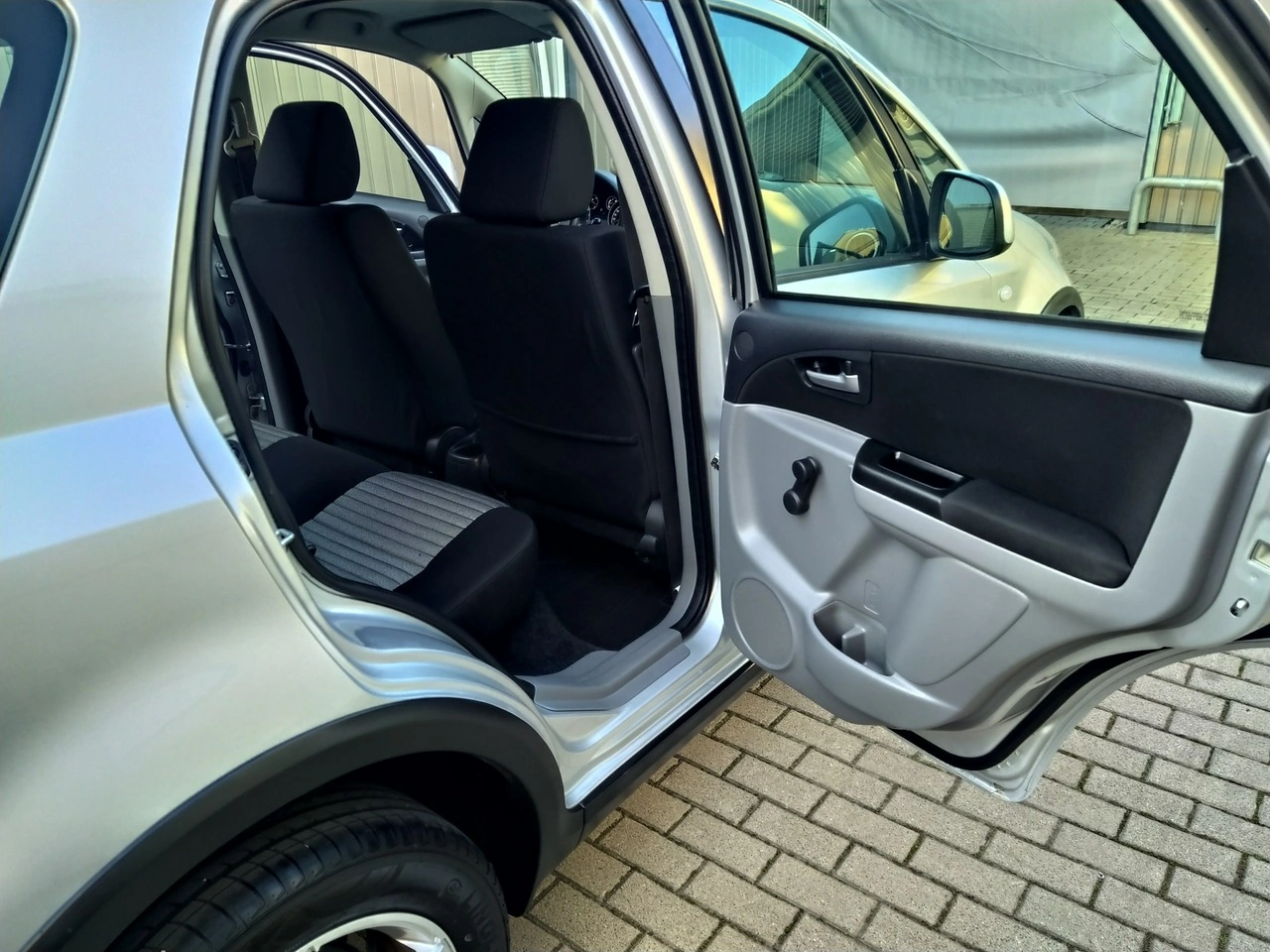 Suzuki SX4 - Zdjęcie 21