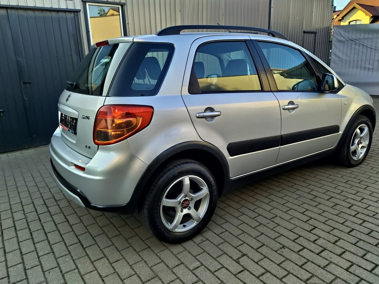 Suzuki SX4 - Zdjęcie 6
