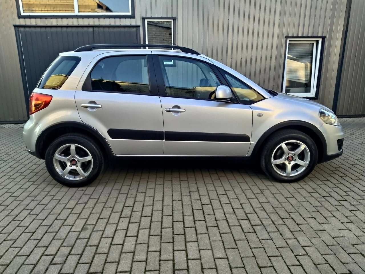Suzuki SX4 - Zdjęcie 7