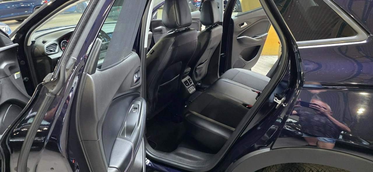 Opel Grandland X - Zdjęcie 13