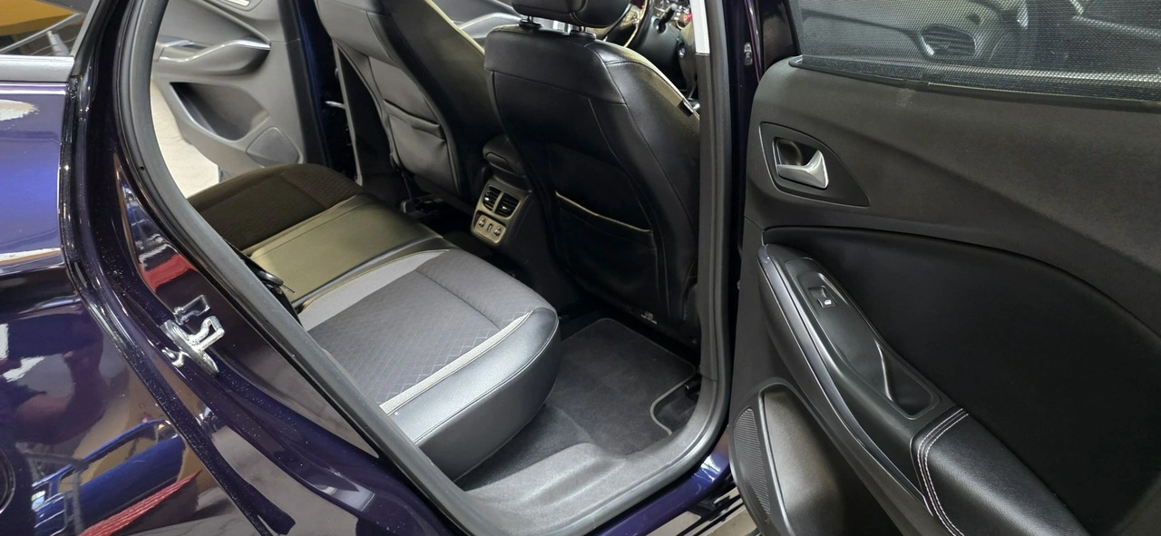 Opel Grandland X - Zdjęcie 17