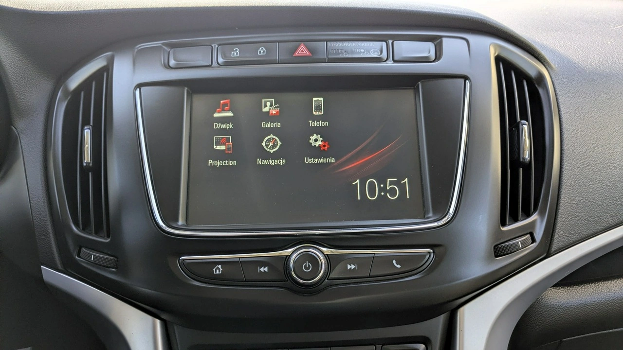 Opel Zafira - Zdjęcie 25