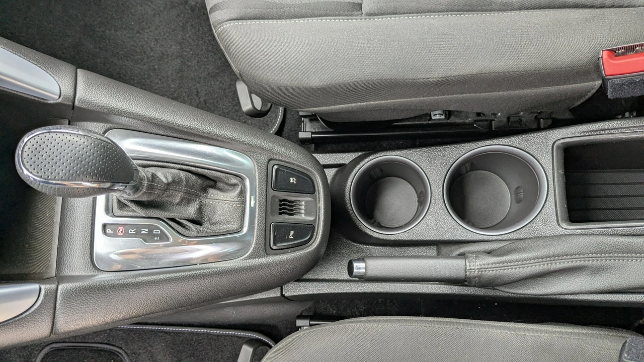 Opel Zafira - Zdjęcie 28