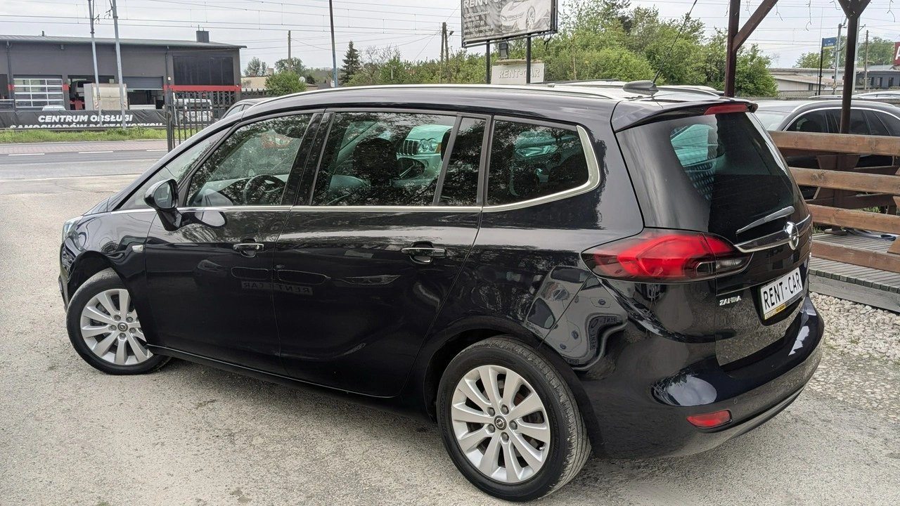 Opel Zafira - Zdjęcie 6
