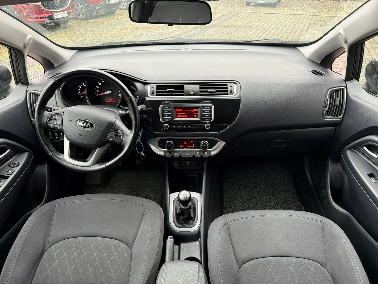 Kia Rio - Zdjęcie 15