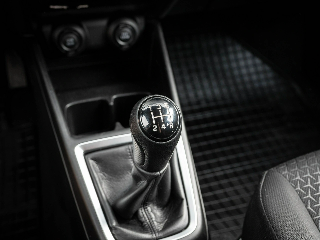 Suzuki Swift - Zdjęcie 14