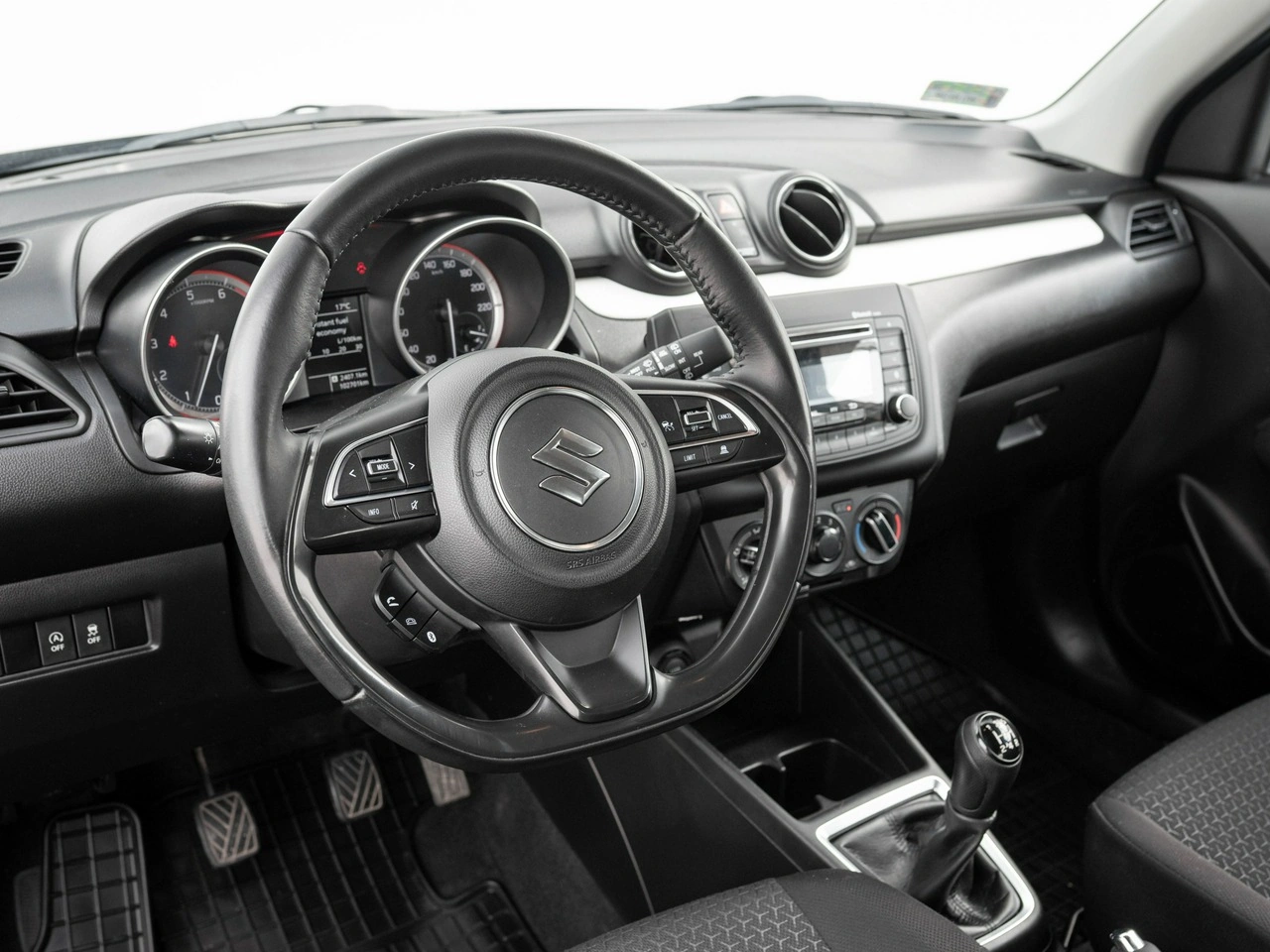 Suzuki Swift - Zdjęcie 5