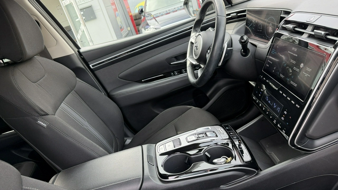 Hyundai Tucson - Zdjęcie 16