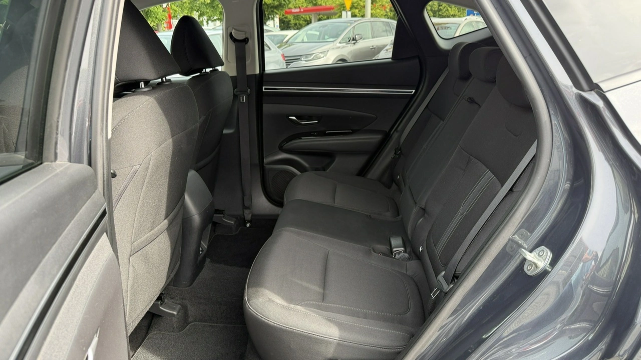 Hyundai Tucson - Zdjęcie 23