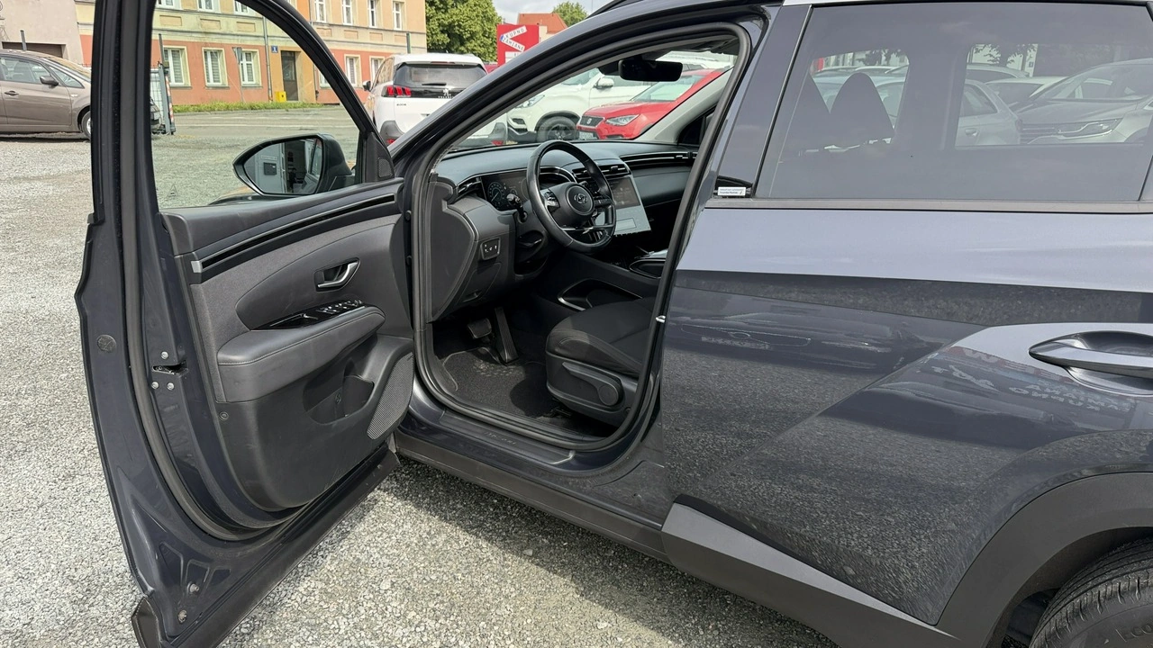Hyundai Tucson - Zdjęcie 24