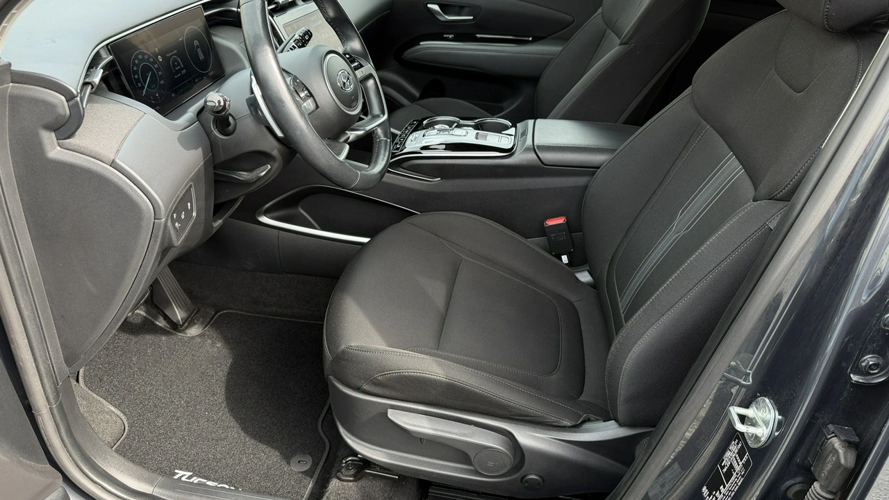 Hyundai Tucson - Zdjęcie 25