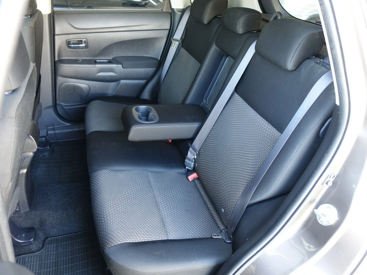 Mitsubishi ASX - Zdjęcie 16