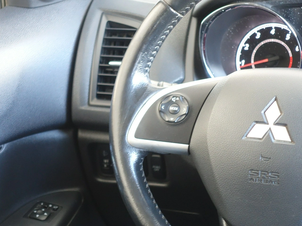 Mitsubishi ASX - Zdjęcie 21