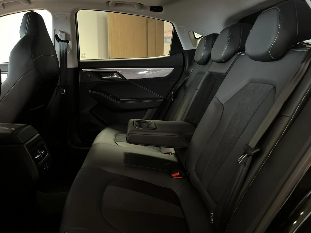 JAC J7 Plus - Zdjęcie 12